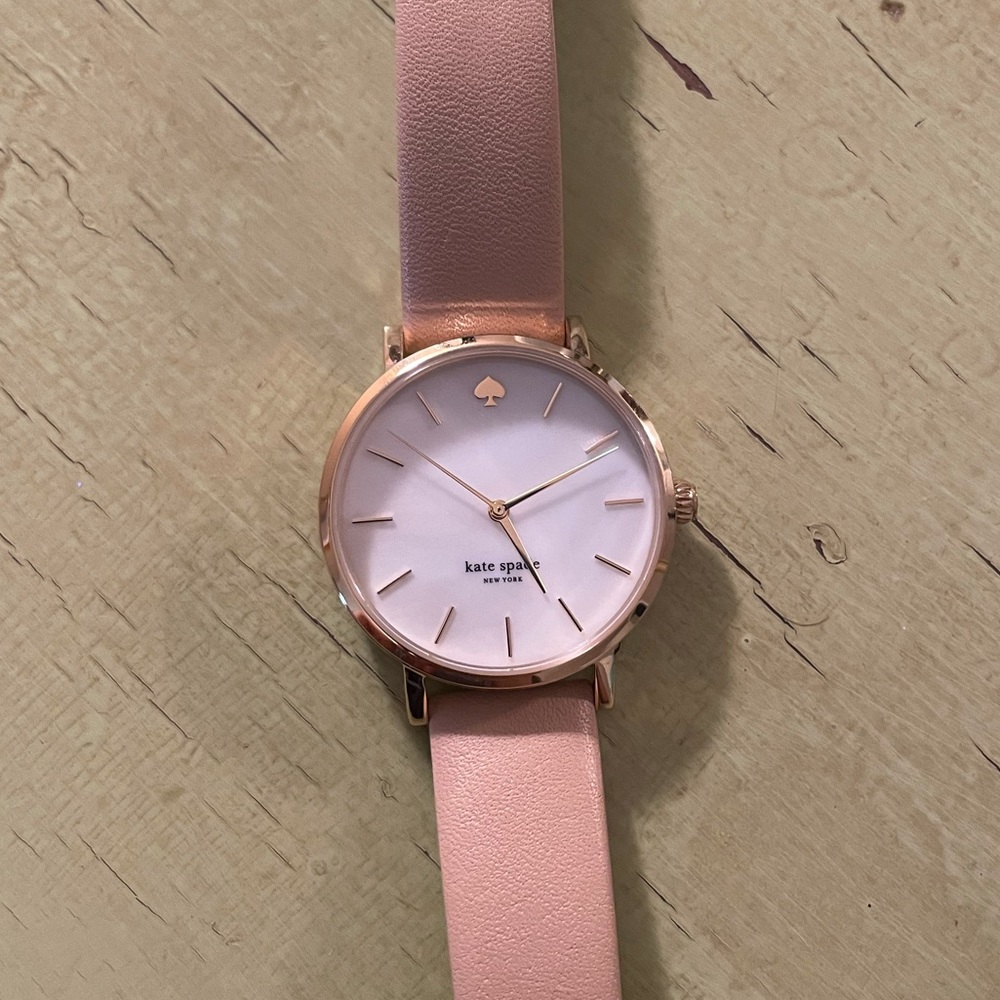 Kate Spade Watch - Picture 3 of 3